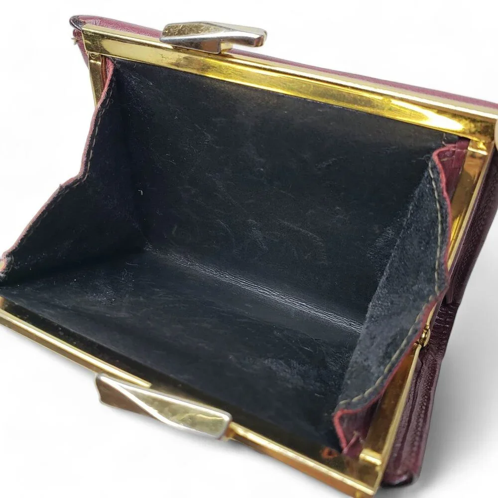 Vintage Bosca Wallet Women’s Burgundy Leather Bi Fold Snap Closure
